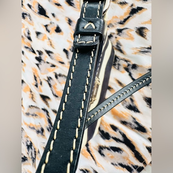Dooney & Bourke vintage mini leather zebra print bag - Picture 5 of 8